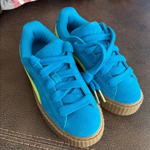 Fenty x Puma
Leather trainers nwot - Picture 2 of 8